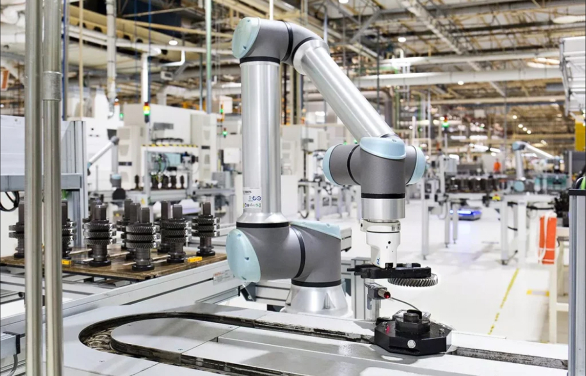 Universal Robots UR10e Industrial Robotic Arm